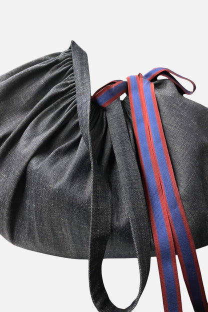 Maxi Borsa in Denim con dettaglio chiusura colorato